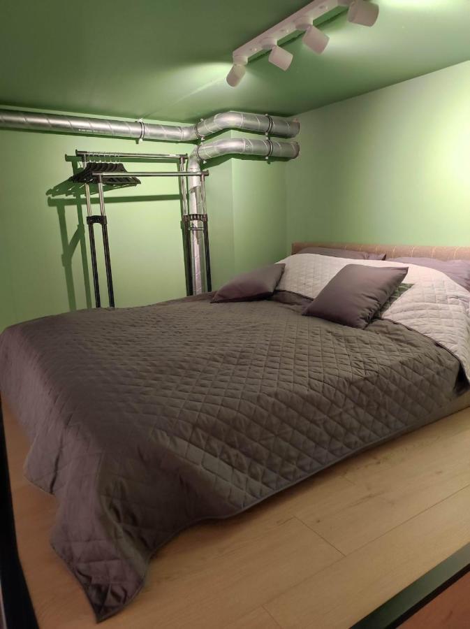 Apartament Airport Вроцлав Екстериор снимка